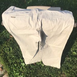 Women’s Columbia size 12 khaki pants